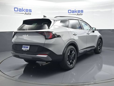 New 2026 Kia Sportage EX w/ EX Panorama Roof Package FWD image 7