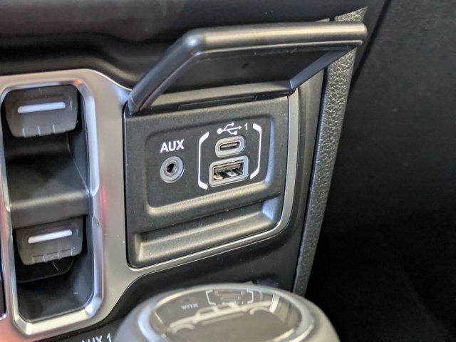 New 2026 Jeep Gladiator Rubicon AWD/4WD image 25
