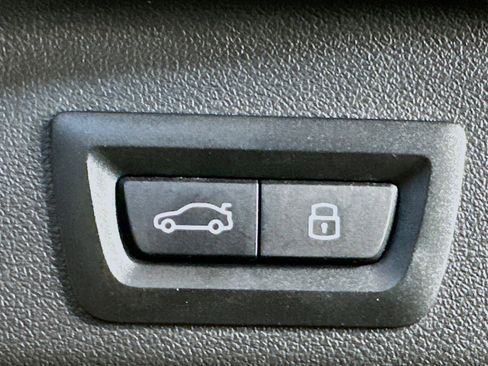 Used 2024 BMW X5 sDrive40i w/ Premium Package image 31