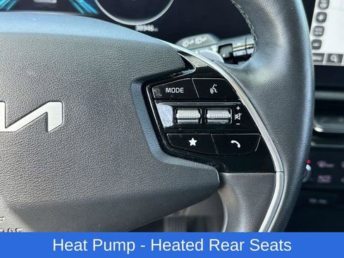 Used 2023 Kia Niro Wind w/ Wind Preserve Package FWD image 10