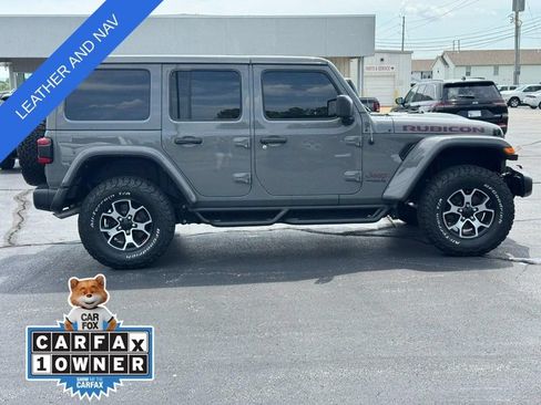Used 2022 Jeep Wrangler Unlimited Rubicon w/ LED Lighting Group AWD/4WD image 2