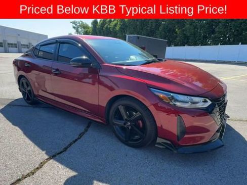 Used 2024 Nissan Sentra SR w/ SR Premium Package FWD image 2