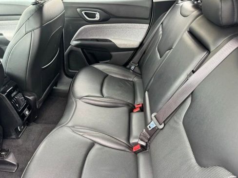 Used 2022 Jeep Compass Latitude AWD/4WD image 6