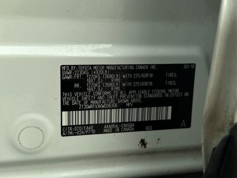 Used 2019 Toyota RAV4 Limited image 24