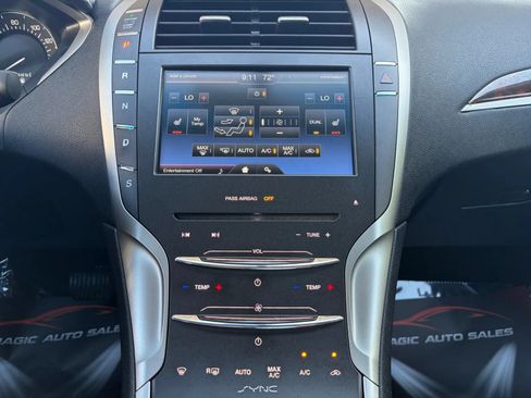 Used 2015 Lincoln MKZ AWD w/ Equipment Group 101A Select image 23
