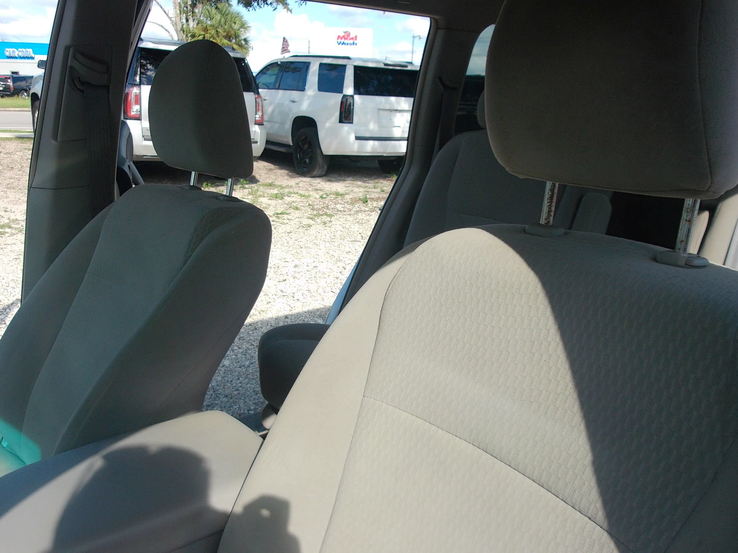 Used 2010 Toyota Highlander 2WD w/ 3rd Row Seat Pkg image 13