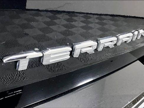 Used 2022 GMC Terrain SLE w/ Driver Convenience Package image 28