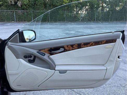 Used 2012 Mercedes-Benz SL 63 AMG image 40