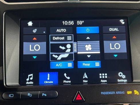 Used 2017 Ford Explorer Platinum AWD/4WD image 89