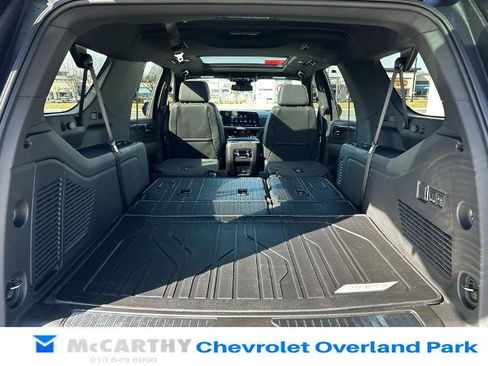 New 2026 Chevrolet Suburban Premier w/ Sun And Tow Package image 27
