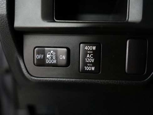 Used 2016 Toyota Tacoma TRD Sport w/ Premium & Technology Package image 44