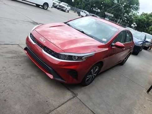 Used 2022 Kia Forte LXS FWD image 1
