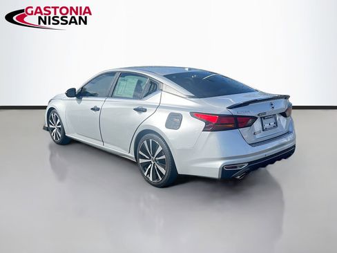 Used 2020 Nissan Altima 2.5 SR image 6