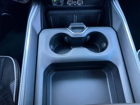 Used 2026 RAM 2500 Laramie image 37