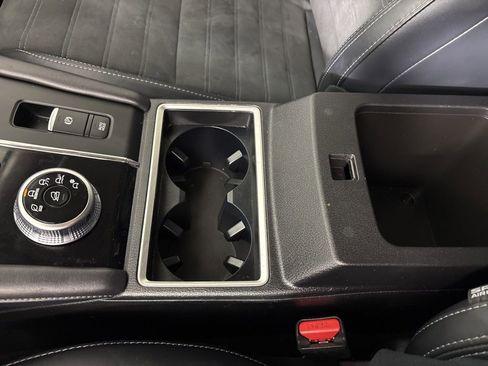 Used 2024 Mitsubishi Outlander SE image 31