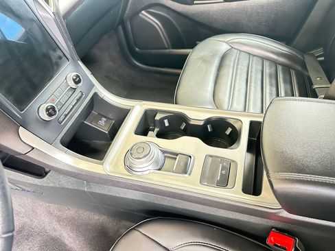 Used 2024 Ford Edge SEL image 41