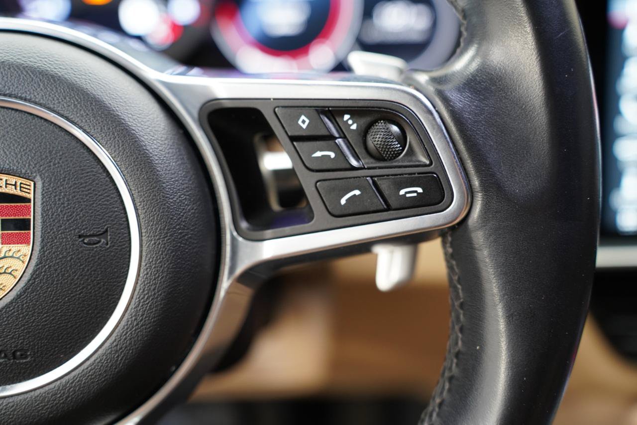 Used 2019 Porsche Cayenne AWD/4WD image 14