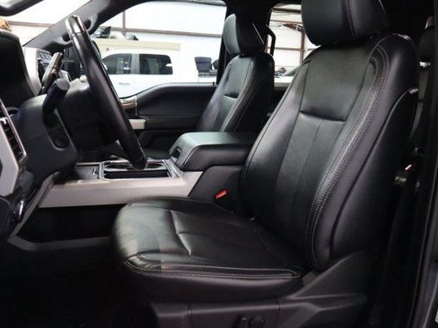 Used 2022 Ford F250 Lariat w/ Lariat Ultimate Package AWD/4WD image 34