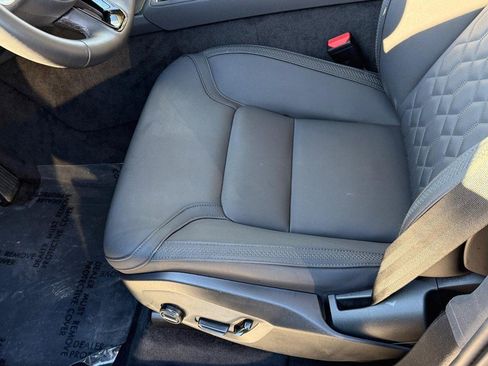 Used 2025 Volvo XC90 B6 Plus image 17