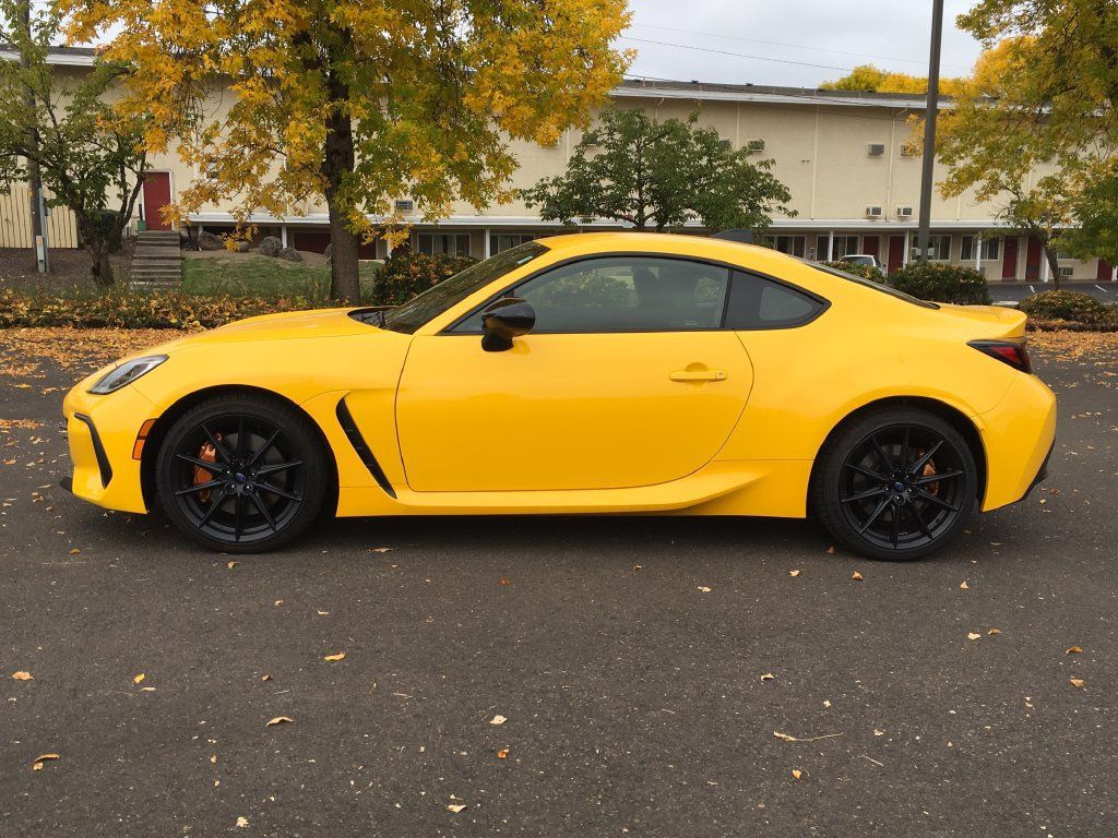 Used 2026 Subaru BRZ Series.Yellow RWD image 3