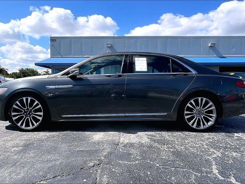 Used 2018 Lincoln Continental Reserve w/ Continental Climate Package image 30
