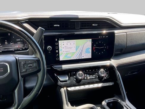 Used 2024 GMC Sierra 2500 AT4 w/ AT4 Premium Plus Package AWD/4WD image 13