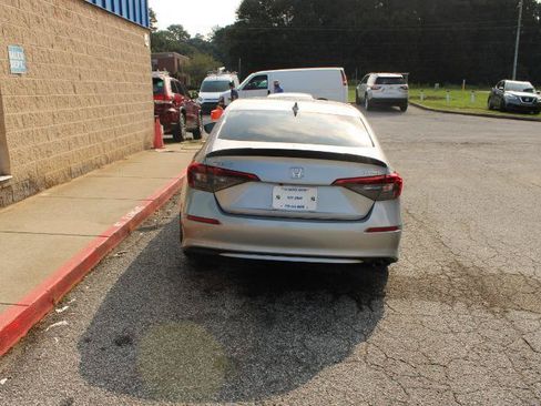 Used 2023 Honda Civic Sport image 5