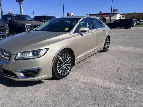 Used 2017 Lincoln MKZ Premiere image 6