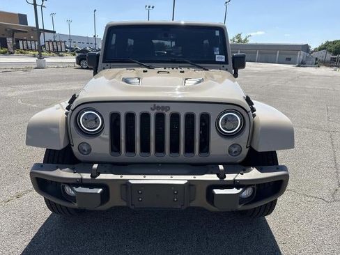 Used 2016 Jeep Wrangler Unlimited Sahara AWD/4WD image 2