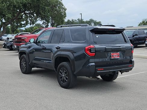 Used 2025 Toyota 4Runner SR5 RWD image 3