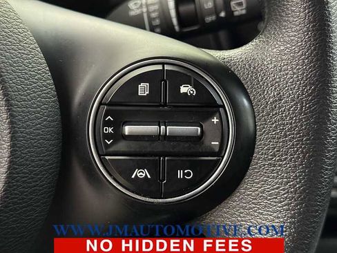 Used 2023 Kia Soul LX FWD image 36