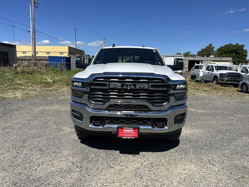 New 2025 RAM 3500 Tradesman image 8
