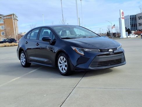 Used 2024 Toyota Corolla LE image 8