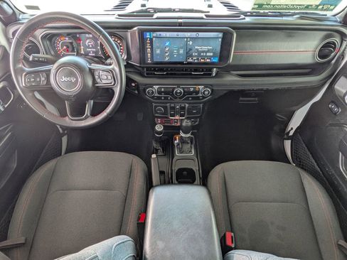Used 2024 Jeep Wrangler Unlimited Rubicon AWD/4WD image 27