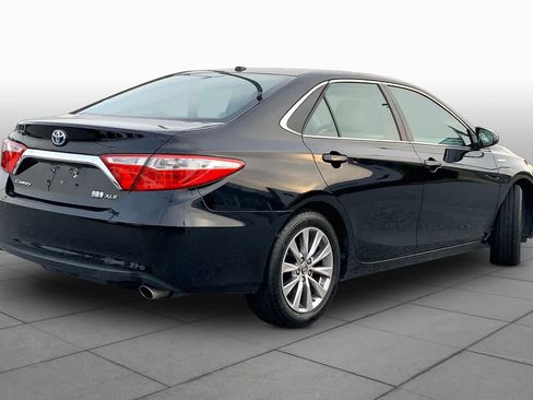 Used 2016 Toyota Camry XLE image 13