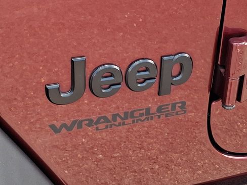 Used 2021 Jeep Wrangler Unlimited Sport AWD/4WD image 30
