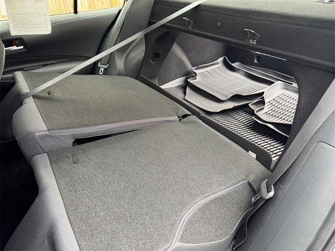 Used 2024 Toyota Corolla SE image 18