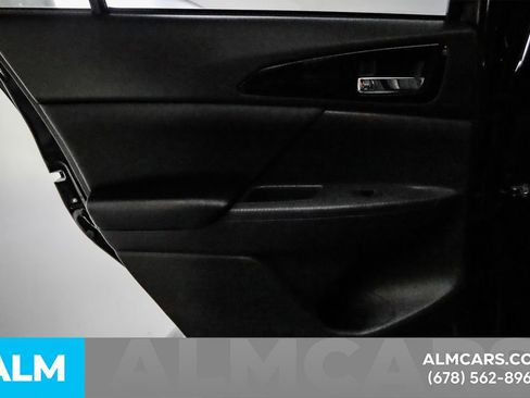 Used 2024 Mitsubishi Eclipse Cross SE image 53