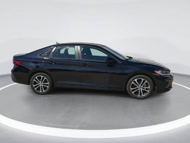 Used 2025 Volkswagen Jetta Sport FWD image 16