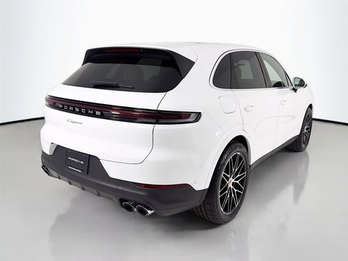 New 2026 Porsche Cayenne image 24