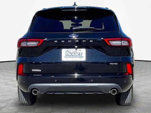 Certified 2023 Ford Escape ST-Line w/ Tech Pack #1 image 4