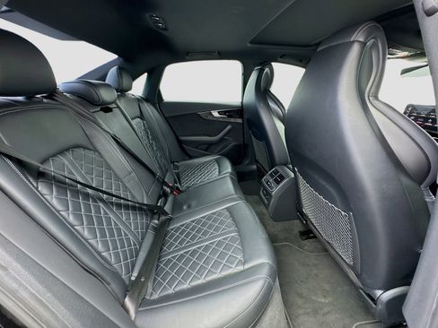 Used 2021 Audi S4 Premium Plus w/ Premium Plus Package image 19