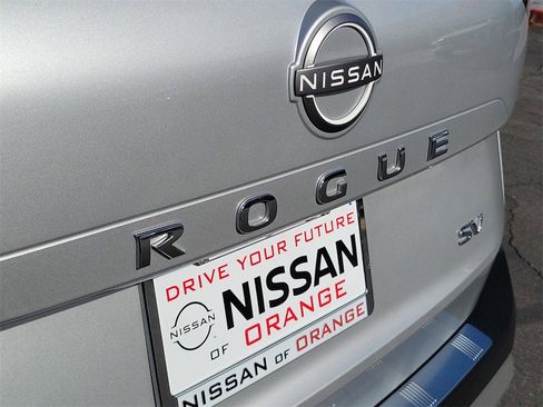Certified 2023 Nissan Rogue SV image 23