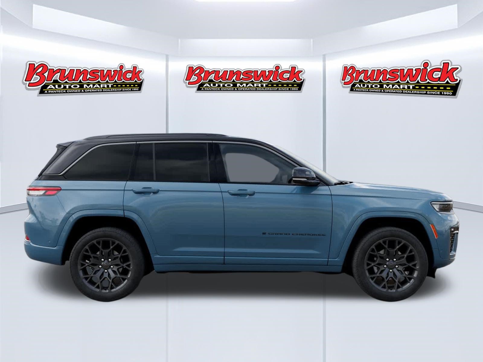 New 2027 Jeep Grand Cherokee Summit AWD/4WD image 21