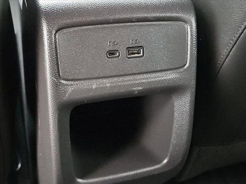 Used 2025 Chevrolet Trax RS w/ Driver Confidence Package FWD image 17
