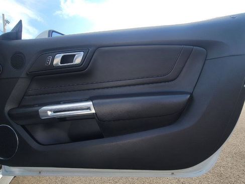 Used 2019 Ford Mustang GT Premium w/ Equipment Group 401A RWD image 27