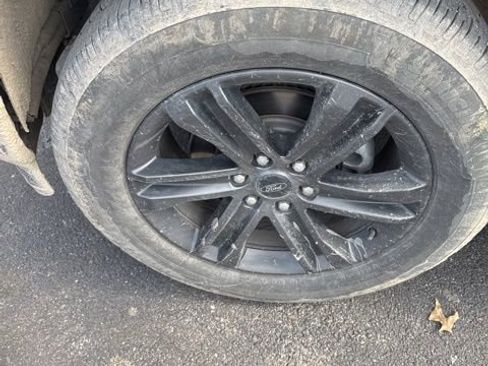 Used 2021 Ford F150 XLT w/ Equipment Group 302A High image 11