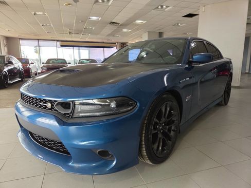 Used 2021 Dodge Charger Scat Pack RWD image 3