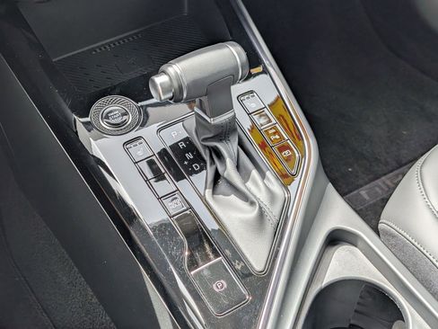 Certified 2025 Kia Niro EX FWD image 22