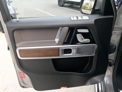 Used 2021 Mercedes-Benz G 550 image 19